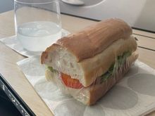Midflight snack