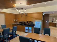 Club Lounge