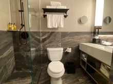 Small but functional bathroom 