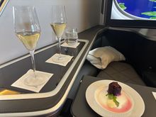 Amuse bouche and a tasting of LGA vs Nyetimber 