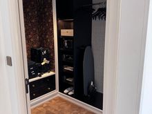 Park River View suite: Walk-In Closet