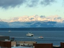 Two ferries and a water taxi from the Embassy Suites at Pioneer Square.