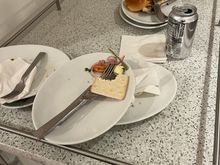 The lounge attendant was nowhere to be found, over a period of 20+ minutes. 