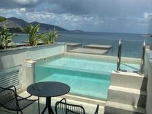 Junior suite 539 plunge pool and view