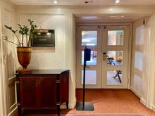 Club lounge