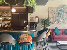 Voyager bar and restaurant