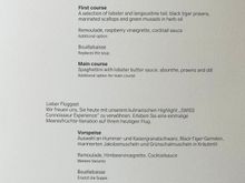 Yesterday‘s Seafood menu ZRH-JFK in F. And at least for this menu the F-trolley is back.