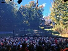 1x view from where I was. The Phish headquarters in Vermont (?) on the screen before the show.