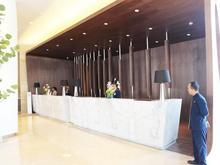 doubletree front desk