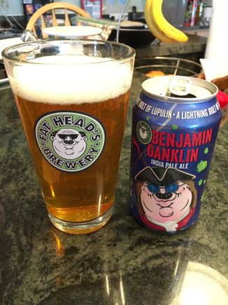 New seasonal offering from my favorite local, Fat Heads. The Benjamin Danklin IPA is not as hip forward as their regular IPA offering (Head Hunter), but this was defiantly enjoyable 👍