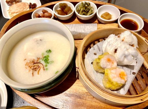 Cjok , siew mai and cha siu pao