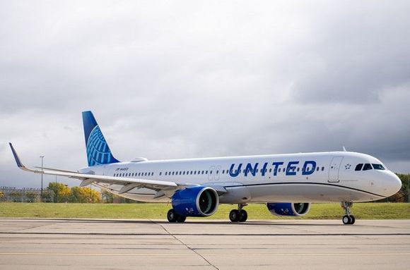 An exciting and important day for UA as our new A321neo arrived in Houston.