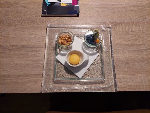 Welcome Amenity / Crowne Plaza Frankfurt Niederrad