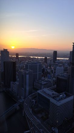 Just able to capture the sun by viewing left by the window