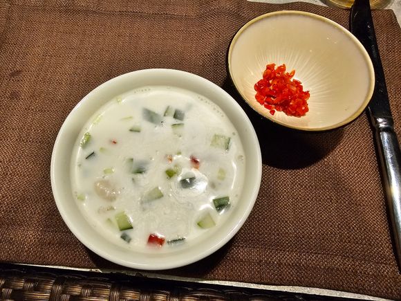 Kokoda with a side of chilli