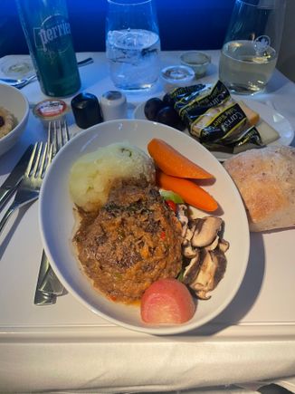 The beef short rib, which is billed the “signature dish” is very good, possibly the best food I’ve had in J since covid across all carriers