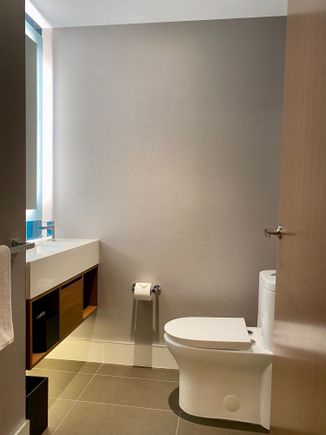 Haiku Suite powder room