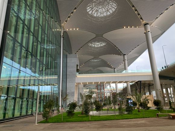 Outside arrivals area 
