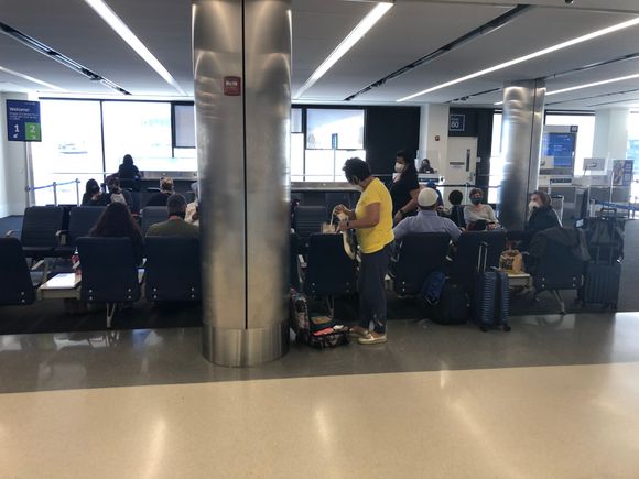 
Not to many PAX today. 