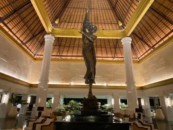 New centrepiece in the lobby.