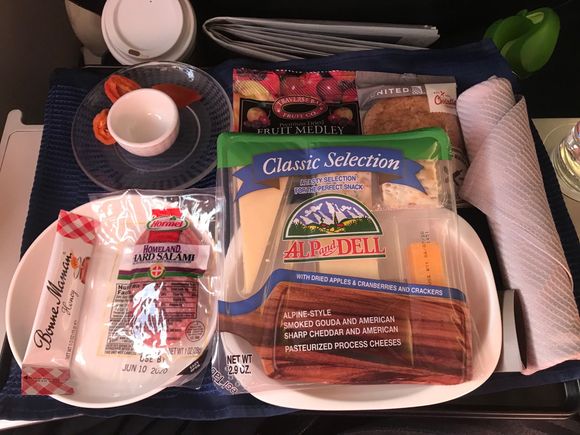 Breakfast on YYC-SFO