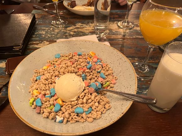 Yes, that is a giant bowl of Lucky Charms with a scoop of vanilla ice cream