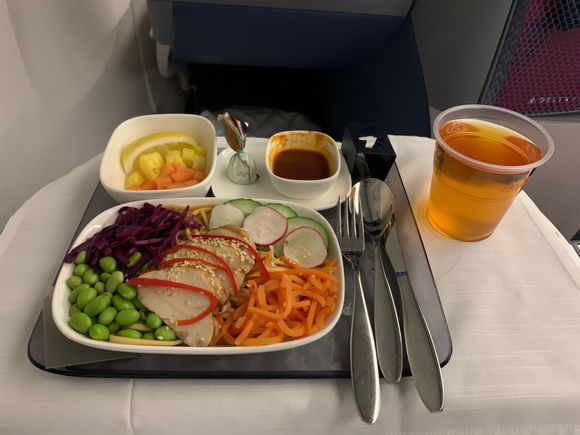 Delta: pre-arrival meal with two choices - no changes here. 