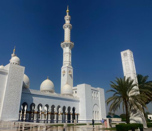 Abu Dhabi March - Sheikh Zayed Grand Mosque