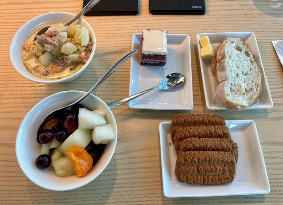 Five-course meal in Schengen lounge