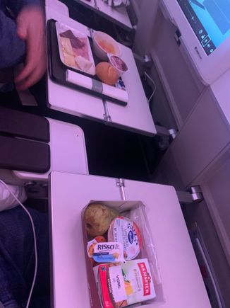 Premium Economy breakfast (top) versus special meal breakfast (bottom). 