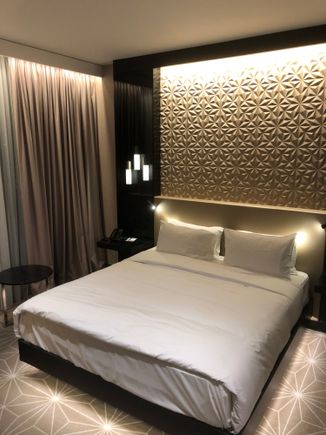Deluxe Suite King Bed