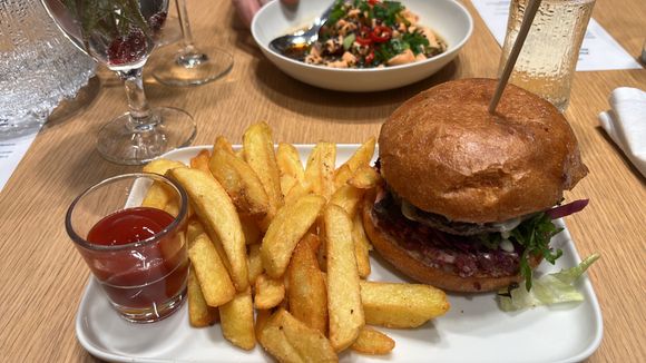 Reindeer burger