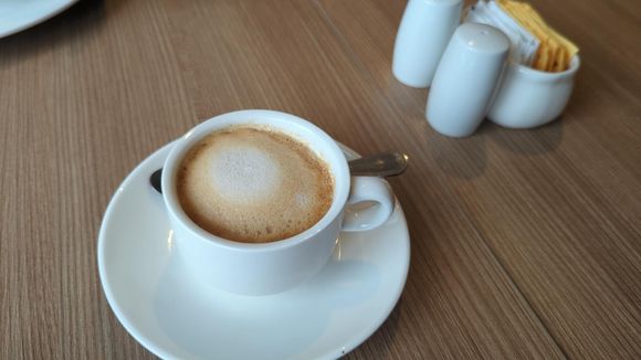 Breakfast at Kuang's Café - Cappuccino, not nice