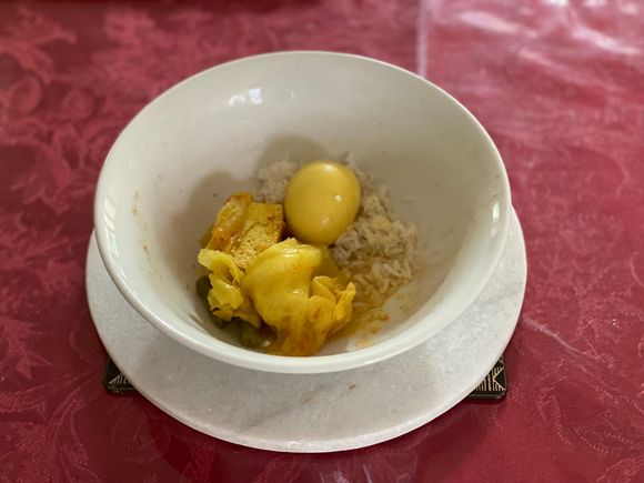 Lontong with no lontong ( rice cake ) with some nasi lemak