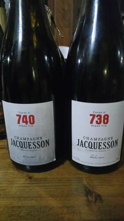 A little Jacquesson vertical of 738 and 740