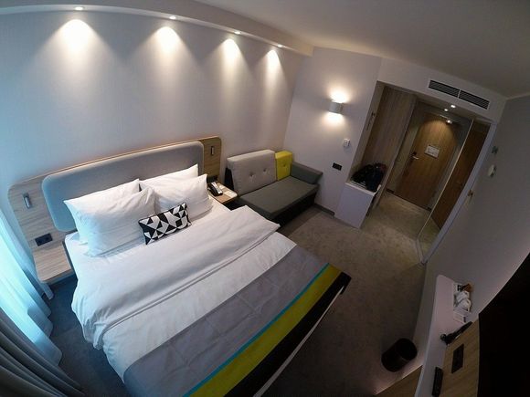 Holiday Inn Express Düsseldorf Hauptbahnhof Room with Sofa
