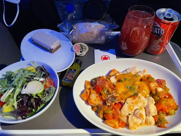 AC123 YYZ-YVR PY meal