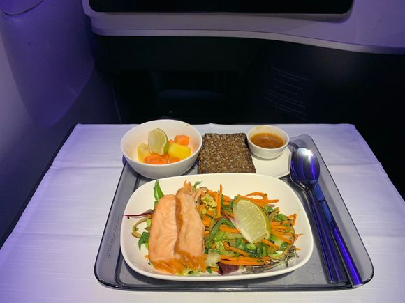 Pre-arrival smoked salmon with seaweed and edamame salad. Other choice was the cheeseburger