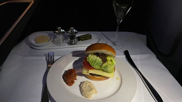 Burger was ok, meat wasn’t nicest, bit dry. Saved by chutneys