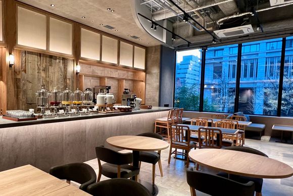 Breakfast buffet 