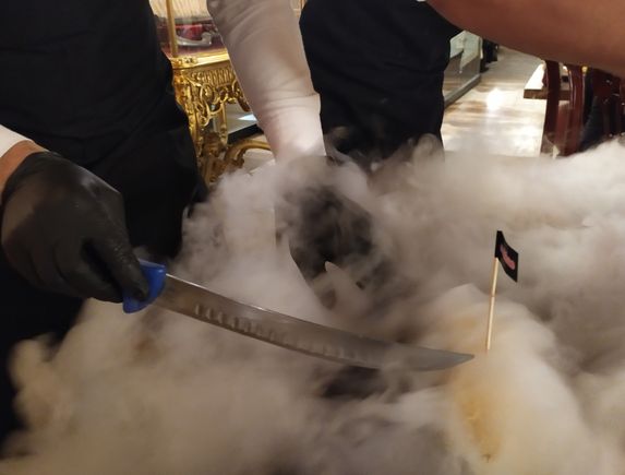 Then came the theater: smoke thanks to dry ice