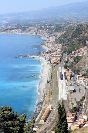 Our final stop: Taormina – Giardini Station