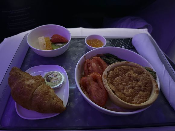 Pre-Arrival Breakfast was a Quiche Lorraine (Coconut Topped Porridge was the other Option)