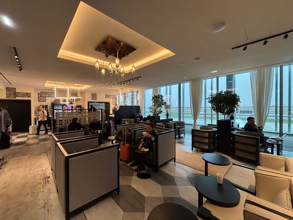 The Extime Lounge