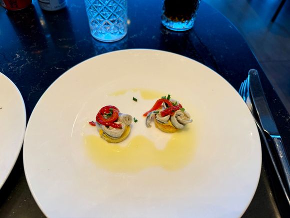Anchovy toast