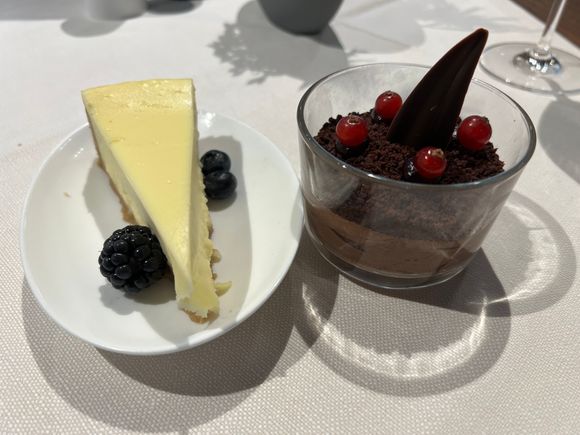 New York Cheesecake & Chocolate Mousse 
