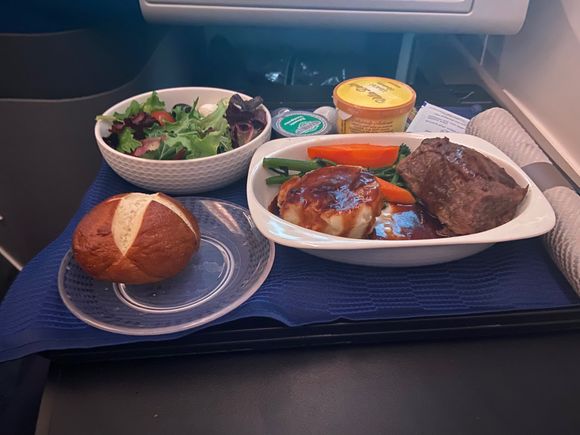 United Polaris Dinner DEN-LHR