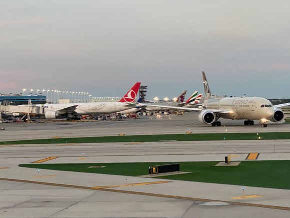 Tail shots of T5, but this time had the Etihad plane behind us