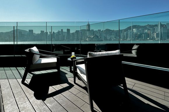 Terrace (Patio: Day)