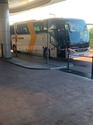 Au revoir LH Express Bus